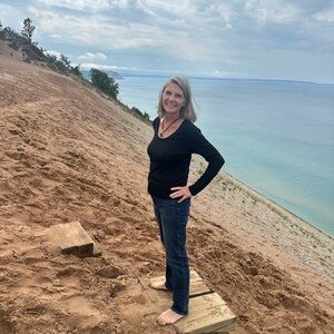 Meet your Posher, Karin